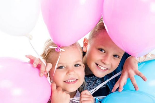  10 ideias divertidas e criativas de decoração com balões para o fim do ano