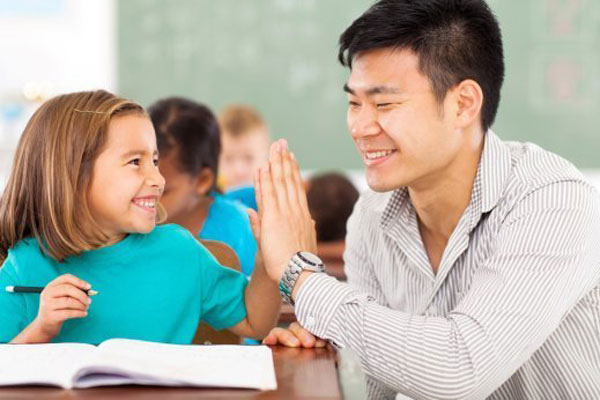 Educação humanizada: Descubra o que é e conheça a escola do ABC que leva esse conceito a sério!