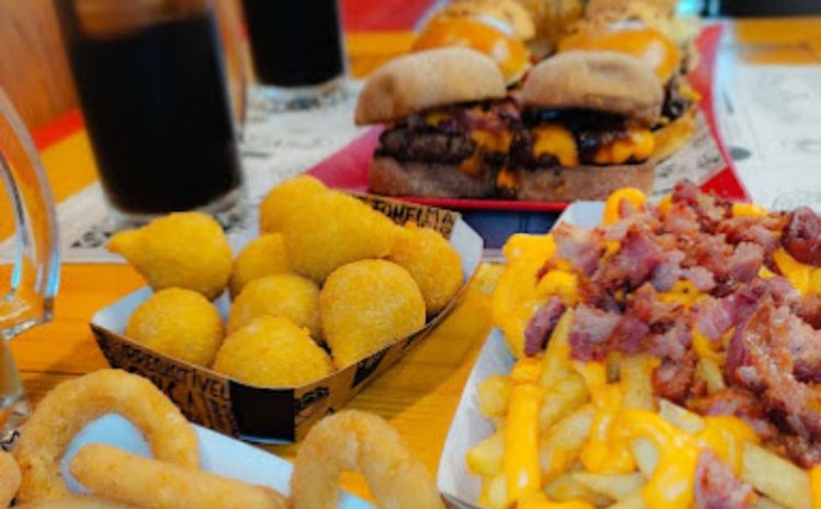  Mais de 10 opções de hambúrgueres: Descubra o rodízio que é sucesso no ABC Paulista