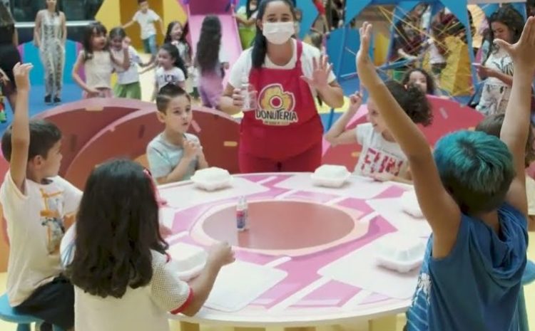Donuteria: Oficina gratuita de Donuts agita o Mês das Crianças no Grand Plaza