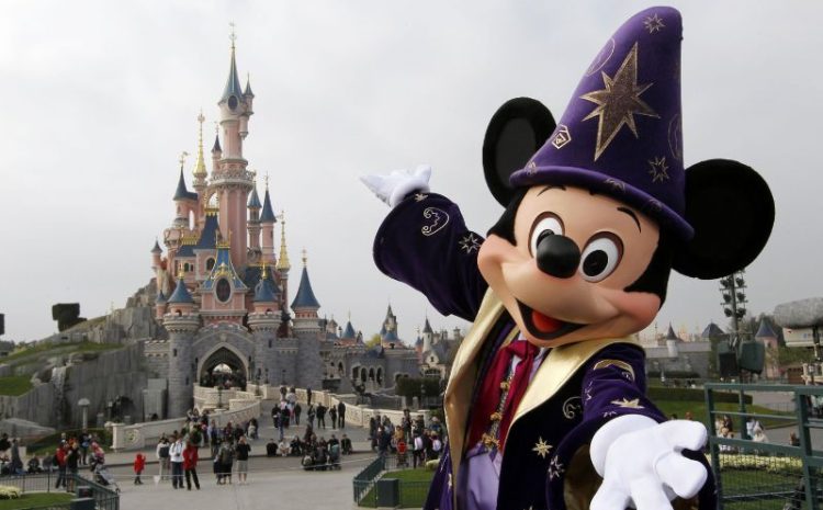  Confira o Guia Completo de ingressos da Disney Paris e saiba como aproveitar os parques ao máximo