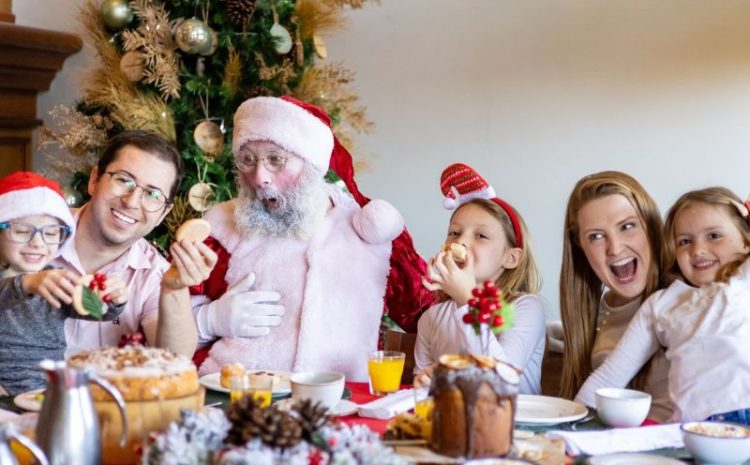 Café da Manhã GRATUITO com Papai Noel agita a criançada no Raposo Shopping