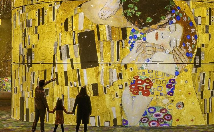  Klimt e Gaudí: Exposição imersiva promete transportar para um mundo de cores e emoções em São Paulo